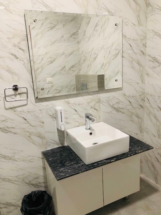 Hotel Ak Suites Patiāla Dış mekan fotoğraf